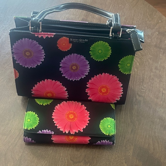 kate spade Handbags - Kate Spade bag & wallet